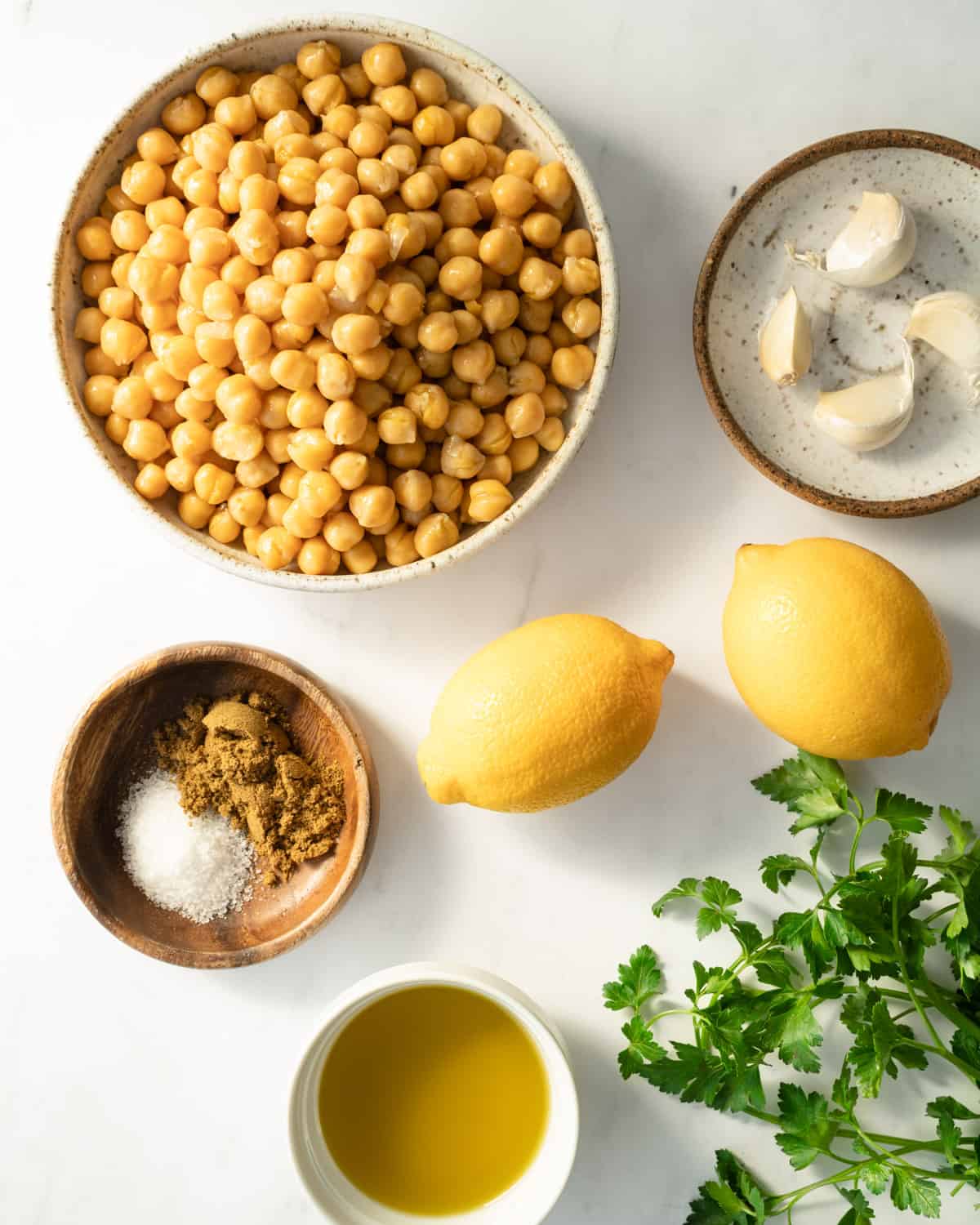 ingredients to make Lebanese hummus balila.